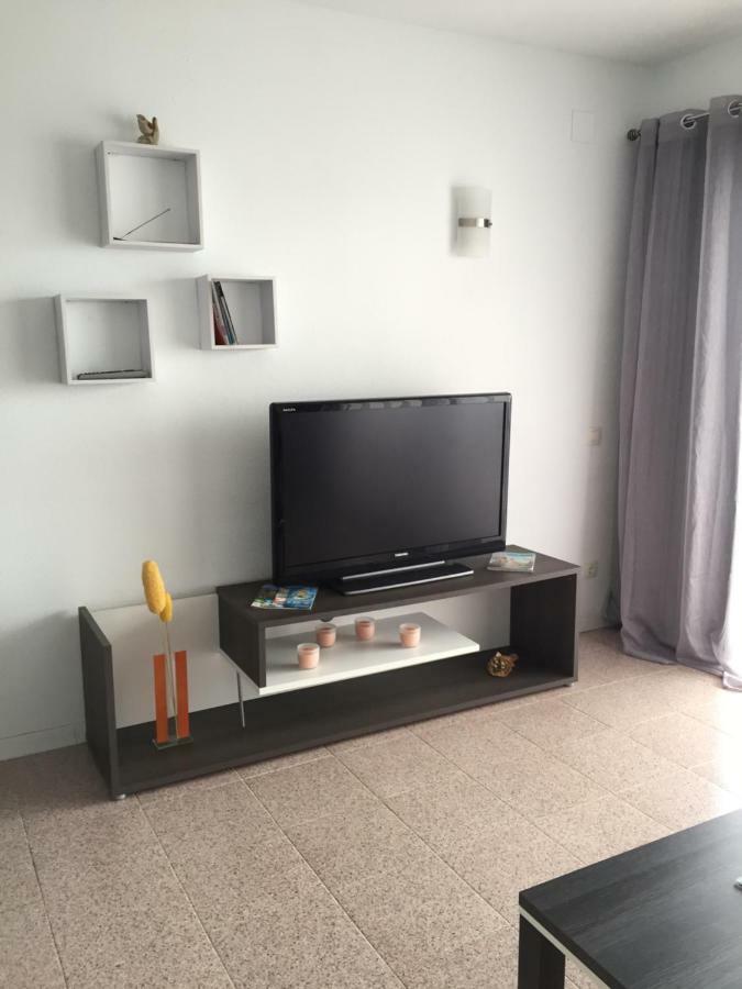 Bonito Y Acogedor Apartamento Con Fibra Salou Kültér fotó
