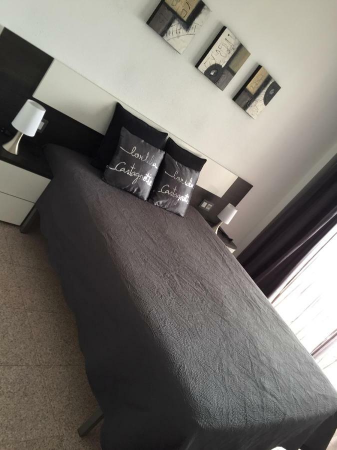 Bonito Y Acogedor Apartamento Con Fibra Salou Kültér fotó